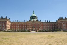 Neues_Palais,_Potsdam_(front).jpg