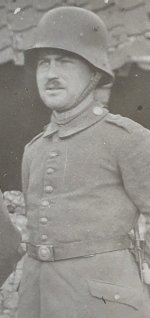 Jug M91 écaille bombée sur Stahl.jpg