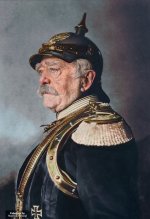 Bismarck en 0ff de KR.jpg