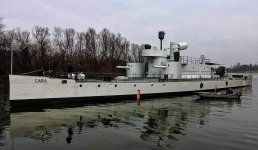 zx35eqo8vaj21.jpg